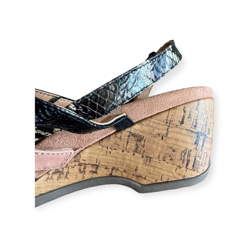 Vionic Tess Wedge Sandal Snake Pattern Shoes 7 M - image 7
